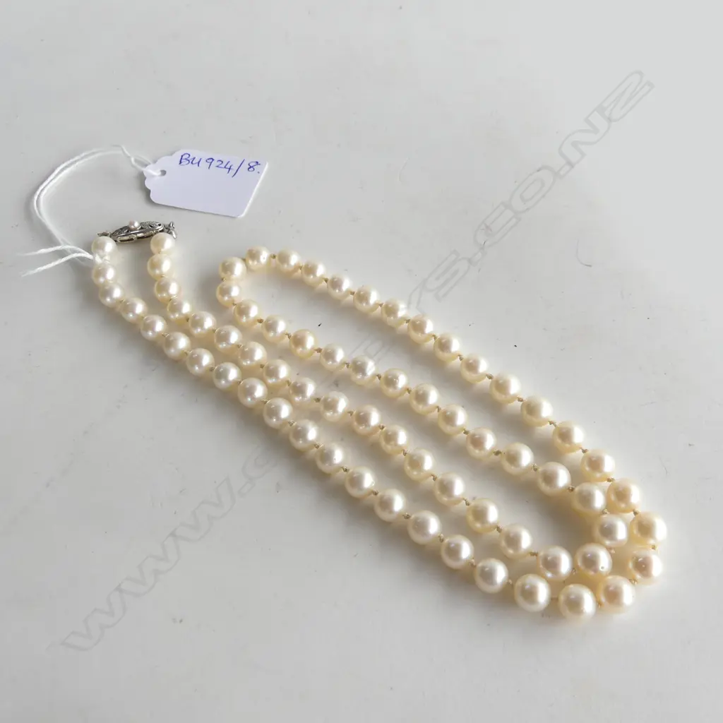 SINGLE STRAND UNIFORM 7MM CULTURED CREAM PEARLS w. 14CT LOCK L.630mm Image 1++