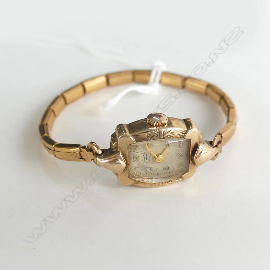 VINTAGE 9CT GOLD CASED LADIES WRISTWATCH G/P STRAP Image 1++