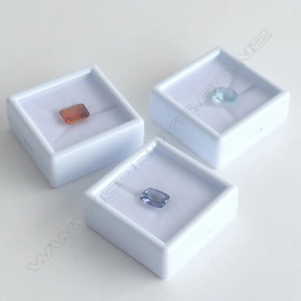 THREE GEMSTONES - FAUX GEMSTONES Image 1++