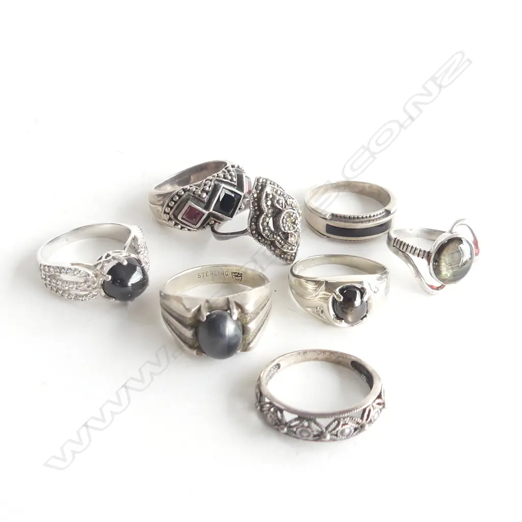 8 STG & BLACK STONE RINGS; STAR SAPPHIRE ETC 39 GRAMS Image 1++