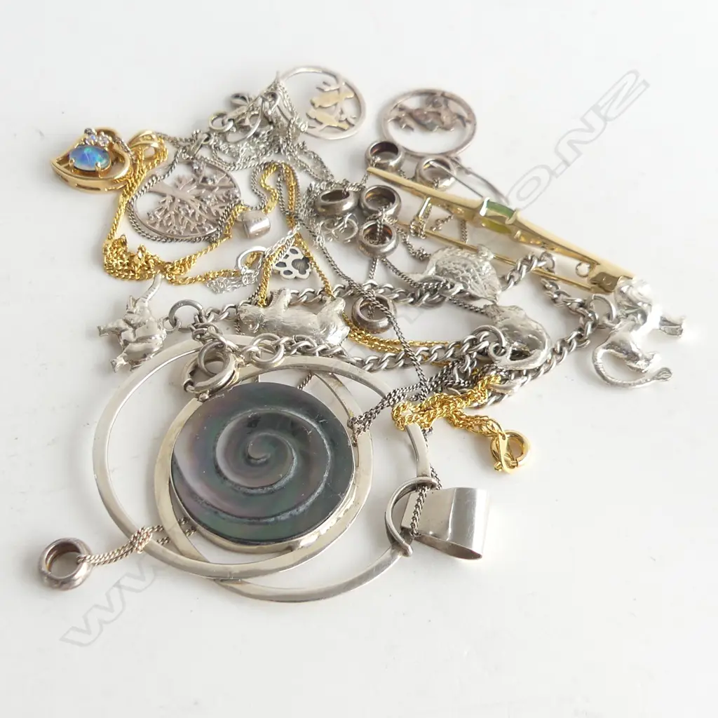 ASST. STG JEWELLERY + GOLD TONE OPAL NECKLACE 39 GRAMS Image 1++