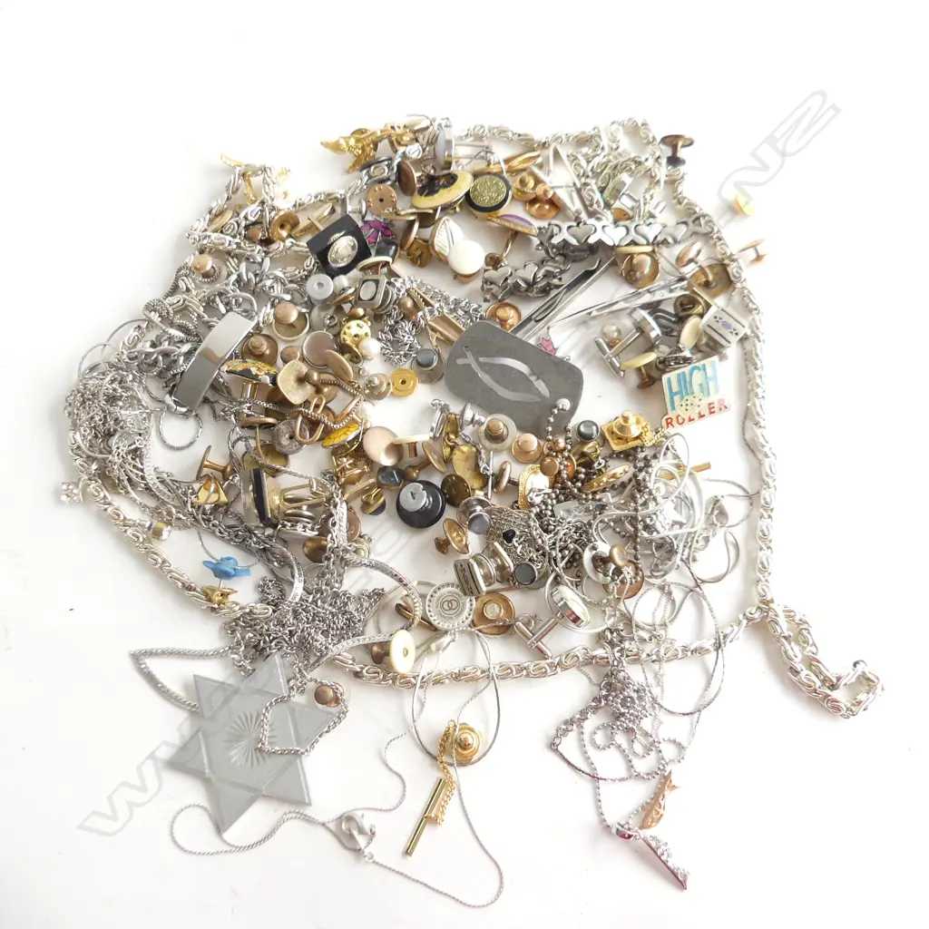 ASST. STUDS / SILVER TONE CHAINS ETC Image 1++