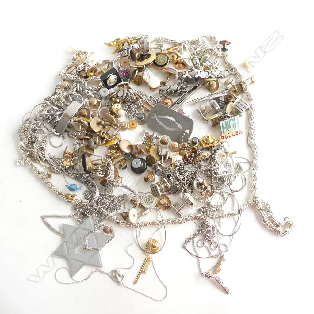 ASST. STUDS / SILVER TONE CHAINS ETC Image 1++