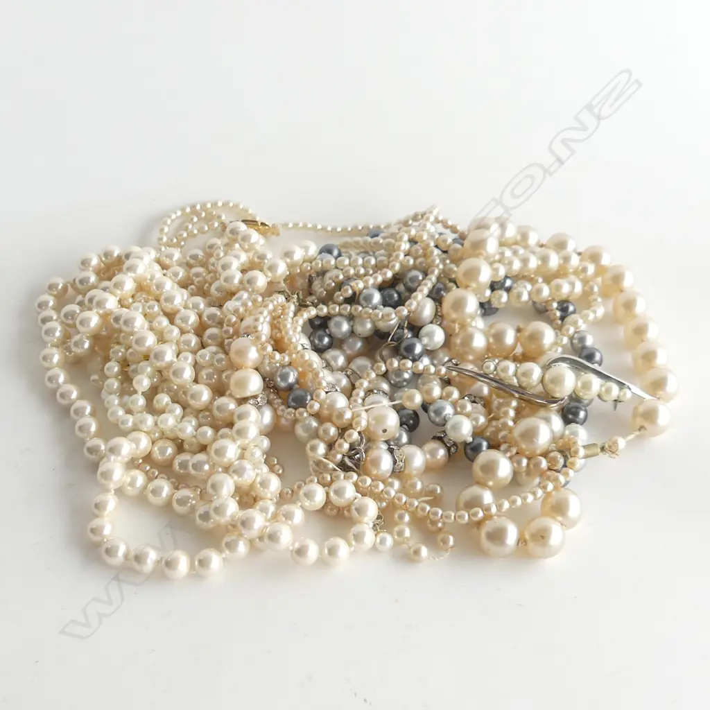 REAL & FAUX PEARL JEWELLERY Image 1++
