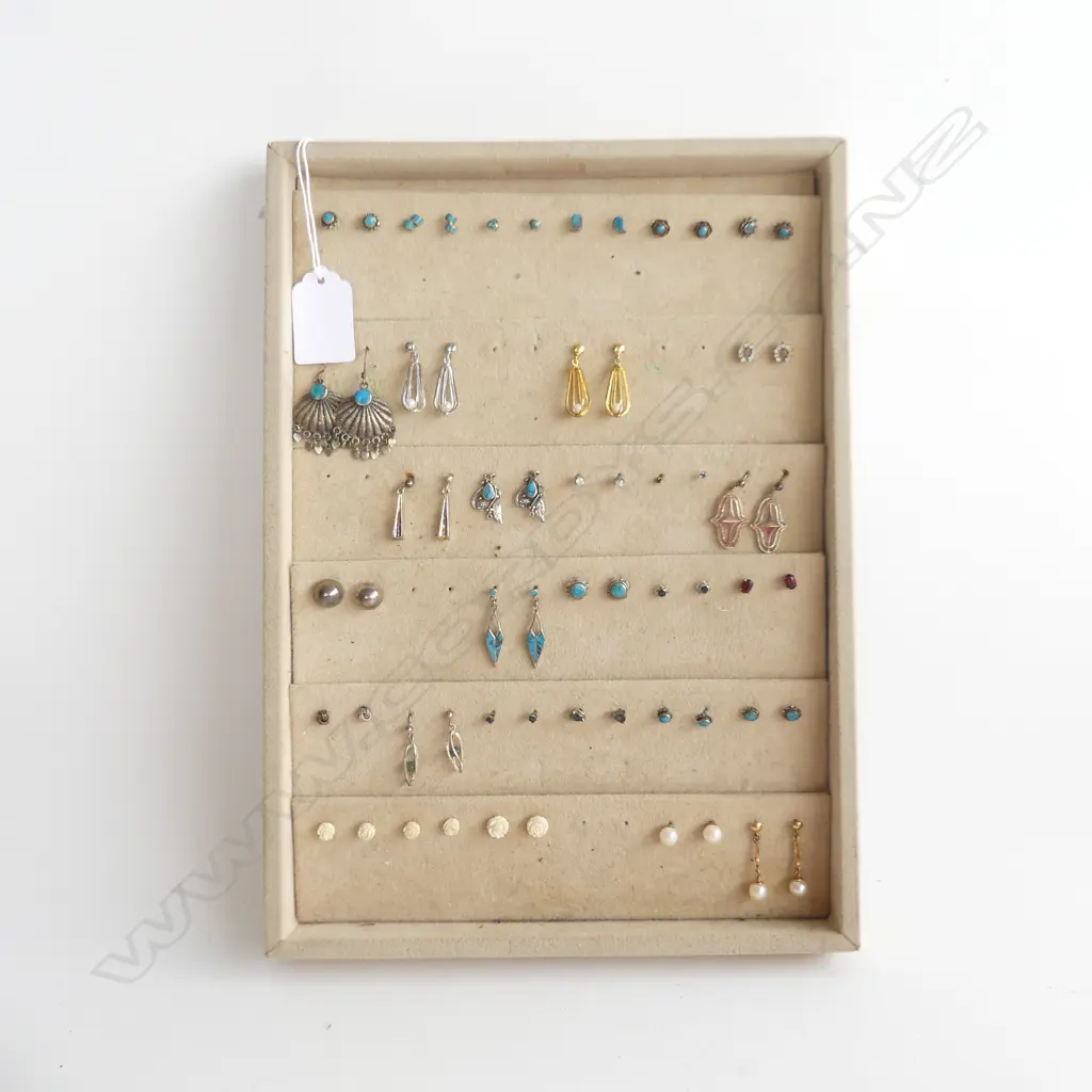 TRAY 31 PRS ASST. MOSTLY STUD EARRINGS; STG / TURQUOISE ETC Image 1++