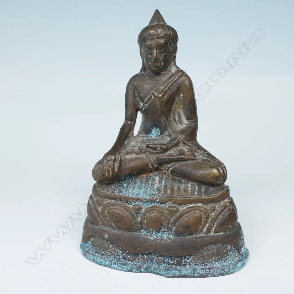 SMALL THAI/BURMESE STATUETTE OF BUDDHA, SEATED ON LOTUS THRONE IN BHUMISPARSHA MUDRA... Image 1++