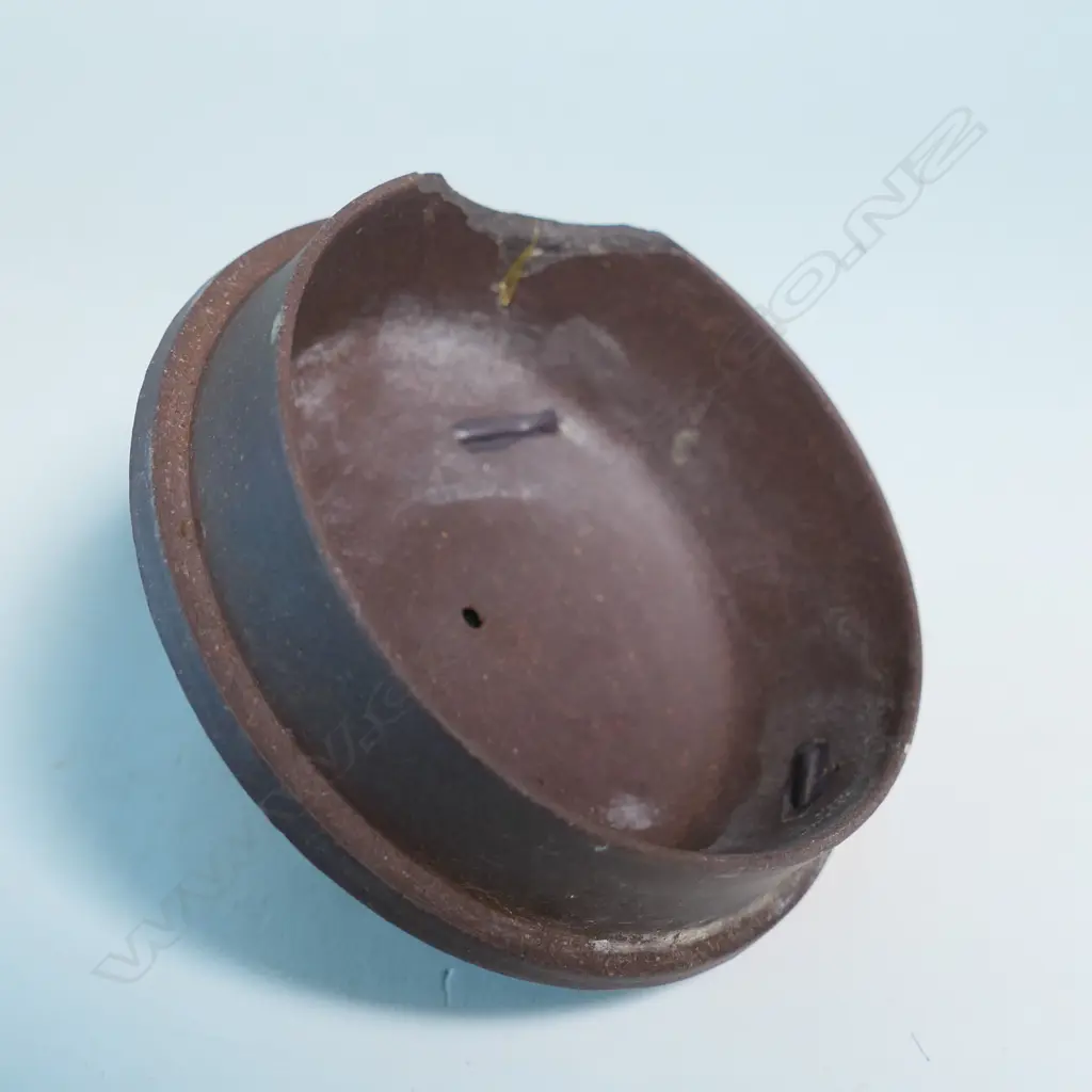 YIXING TEAPOT, MARKED 宜興紫砂 (YIXING ZISHA), MODELLED AS BUNDLED YARROW STALKS , I-CHING TRIGRAM PATTERN LID, CHIPS. W.190 Image 1++