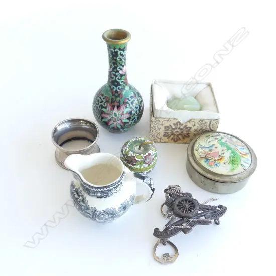 2 PCES CLOISONNE, JADE FROG, MOP BOX, MINI JUG, STG NAPKIN RING, 2 STG NECKLACES, NZ ARTILLERY WWI BADGE