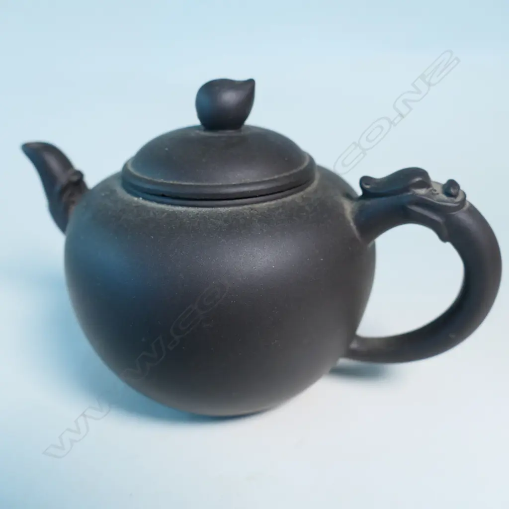 YIXING TEAPOT, MARKED 周桂珍製 (ZHOU GUIZHEN) [b.1943, PROVINCIAL ARTS & CRAFTS CELEBRITY], DARK BROWN SPHERICAL ... Image 1++