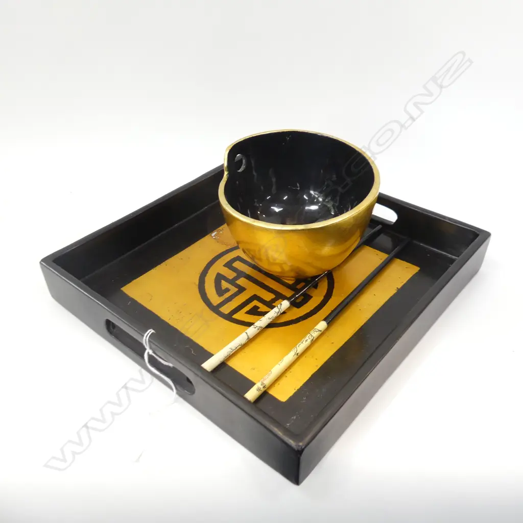 LACQUER TRAY, CHOPSTICKS AND BOWL Image 1++