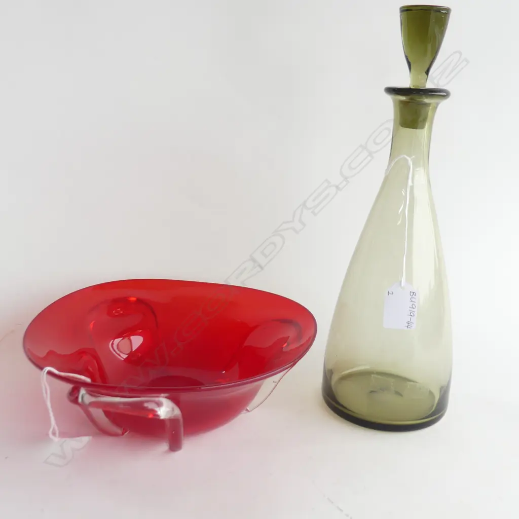 MID CENTURY STYLE OLIVE GREEN GLASS DECANTER WITH STOPPER (H320MM) + RED GLASS BOWL (DIA 230MM) Image 1++