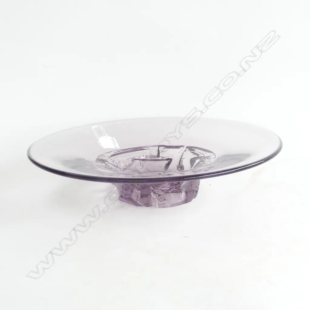 WHITEFRIARS GLASS BOWL; CLEAR AMETHYST RIM WITH TEXTURED FOOTED BASE, DIA 315MM Image 1++