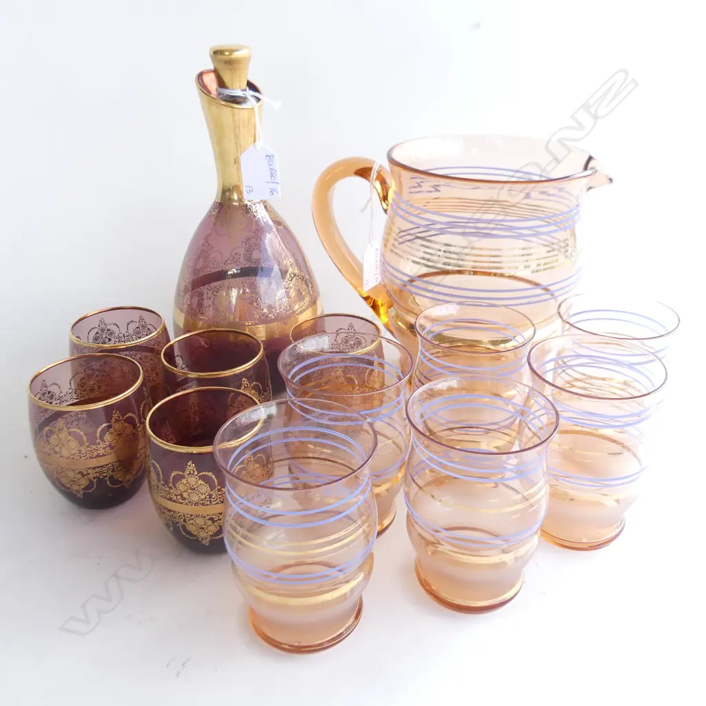 2 VINTAGE GLASS SETS; DECANTER & 5 GLASSES + JUG & 6 GLASSES Image 1++