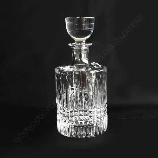 WATERFORD LISMORE ROUND DECANTER H.225mm. in original box