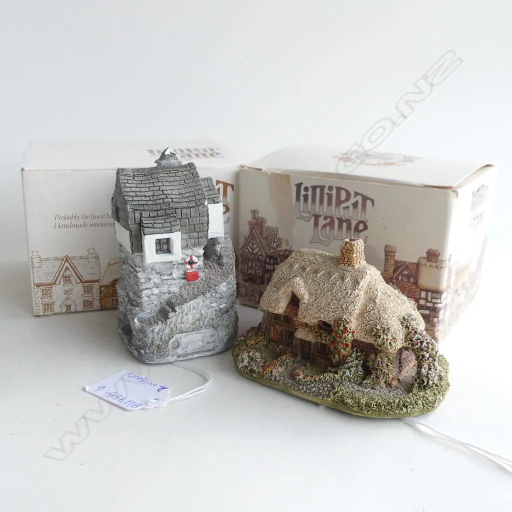 2 LILLIPUT LANE COTTAGES - IN ORIGINAL BOXES Image 1++