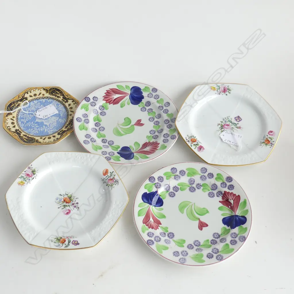 5 PLATES; 2 PR OLD SPODE PLATES; 2 HEXAGONAL C1909 (DIA 170MM) & 2 SPONGE FINISHED (DIA 180MM)+GRIMWADES BUTTERFLY PLATE Image 1++