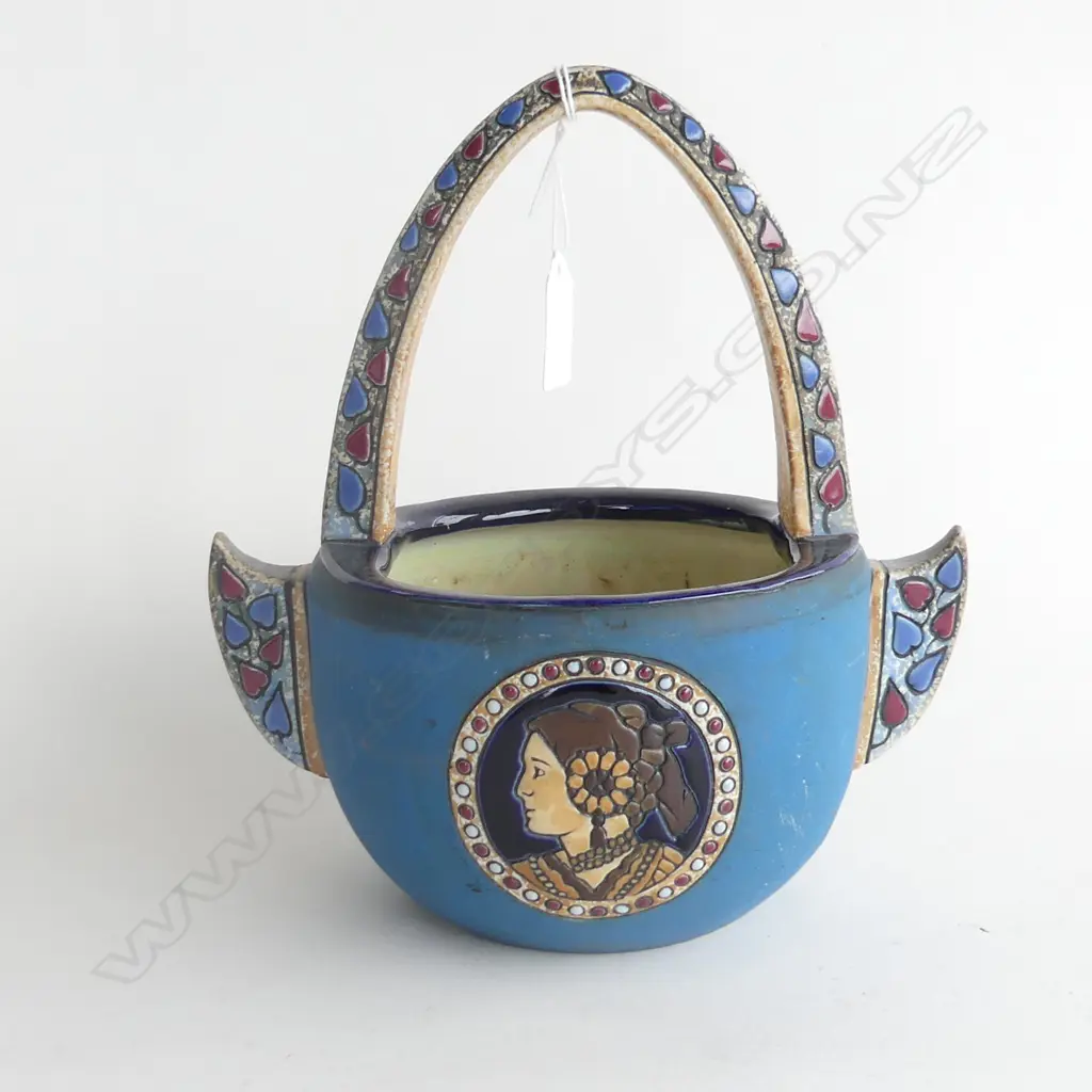 CZECHOSLOVAKIAN AMPHORA BASKET H.220mm Image 1++