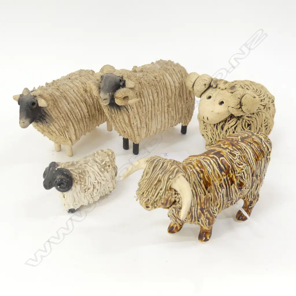 4 POTTERY ANGORA RAMS (LARGEST L 130MM) (1 A/F) & ONE SIGNED POTTERY  HIGHLAND COW (L115MM) Image 1++
