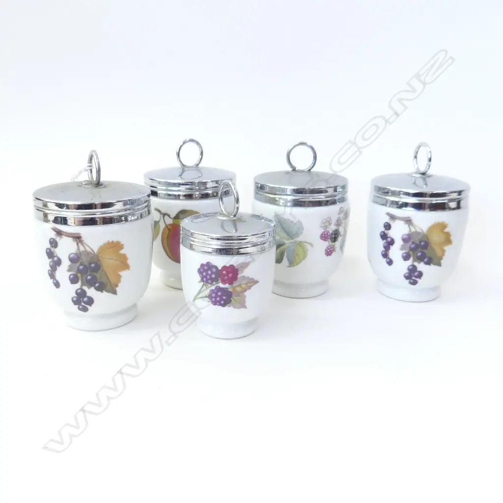 7 ASST ROYAL WORCESTER EGG CODDLERS, 4 LG & 1 SM INCL 2 SM BOXED (BIRD PATTERN)) Image 1++