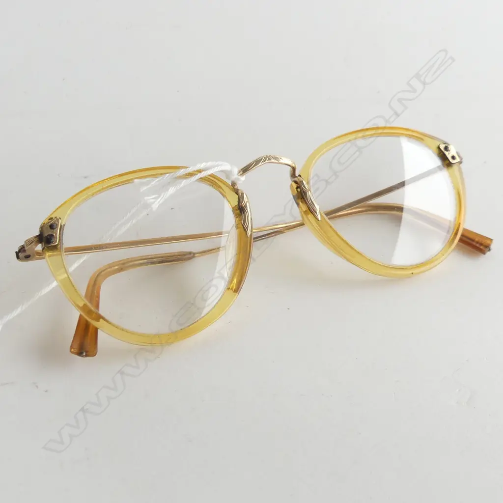 PR GLASSES w. 10CT GOLD PLATE FRAME Image 1++