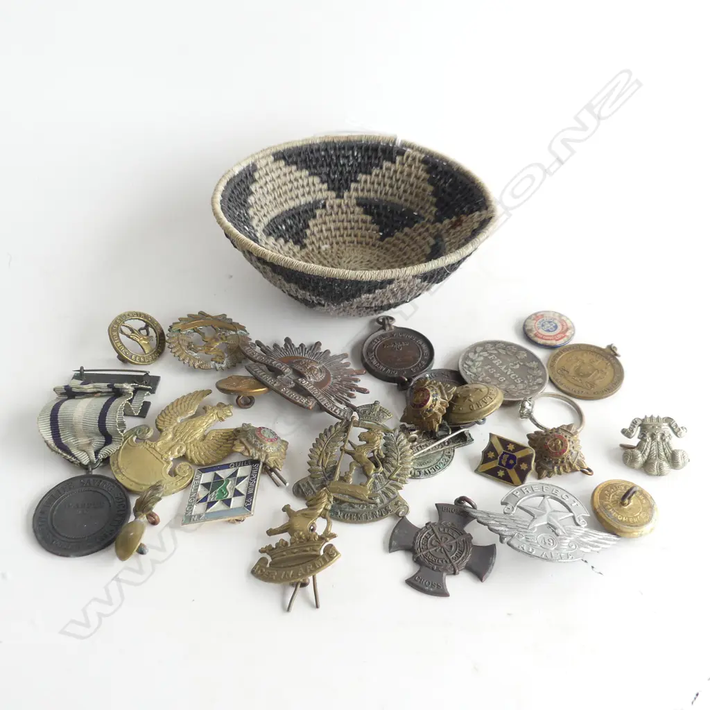 ASST. WAR BADGES ETC Image 1++