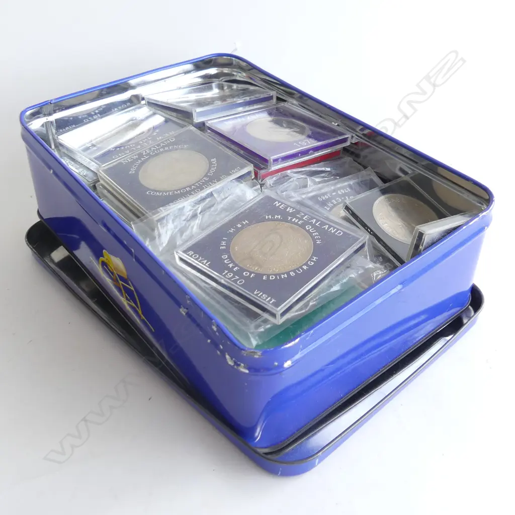 TIN OF COMMEMORATIVE COINS, SETS ETC Image 1++
