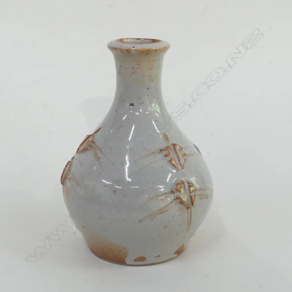 PETER STICHBURY SHINO OVOID INCISED VASE H.138mm Image 1++