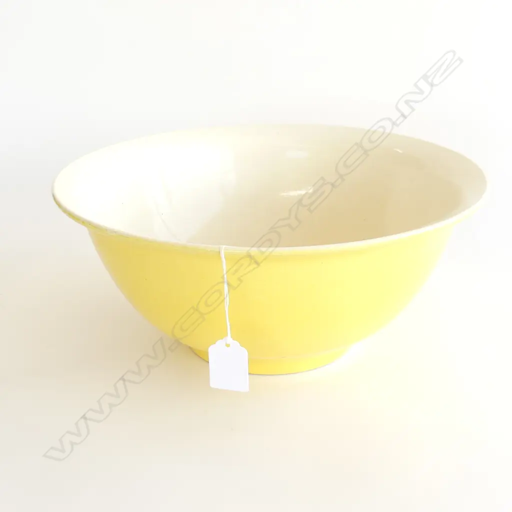 LGE YELLOW CROWN LYNN MIXING BOWL 325mm dia Image 1++