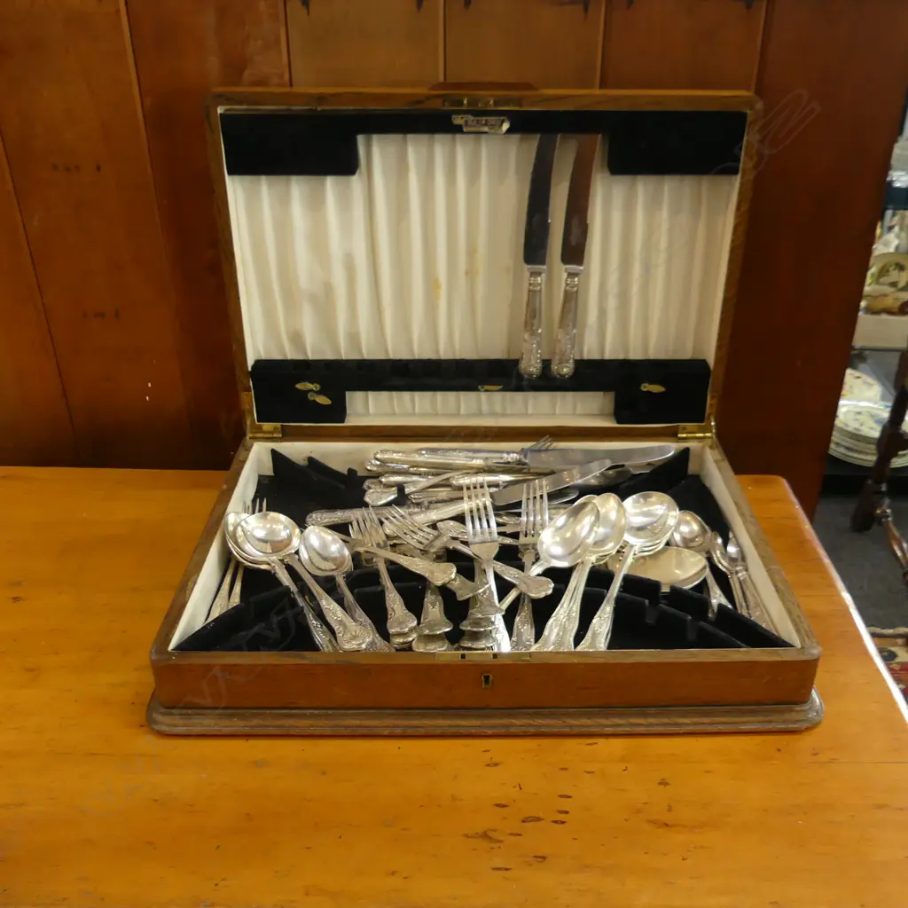 OAK CANTEEN KINGS PATTERN EP CUTLERY SET Image 1++