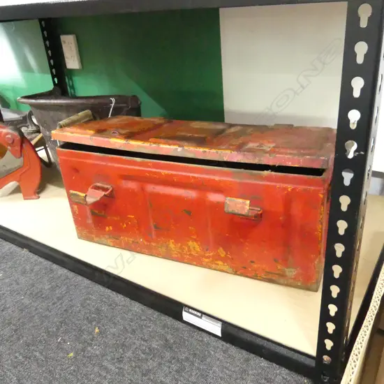 VINTAGE RED PAINTED METAL AMMUNITION CRATE W.550mm