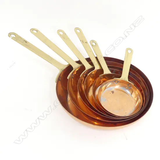 SET 6 GRADUATED DECORATIVE COPPER PANS (LARGEST DIA 200MM)