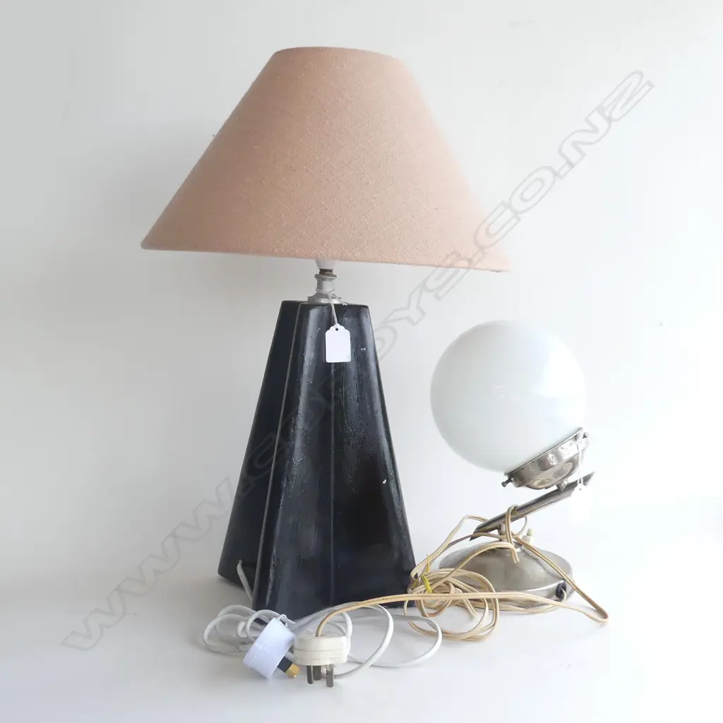 EUNICE TAYLOR BLACK LAMP BASE + ART DECO CHROME TABLE LAMP Image 1++