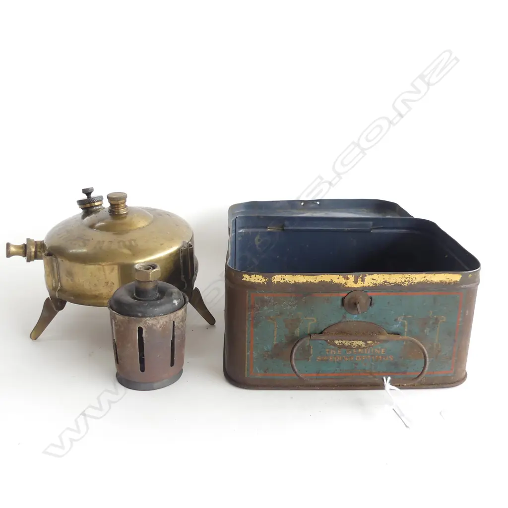 VINTAGE OPTIMUS NO.00 SWEDEN PATENT STOVE IN ORIGINAL TIN BOX  Image 1++