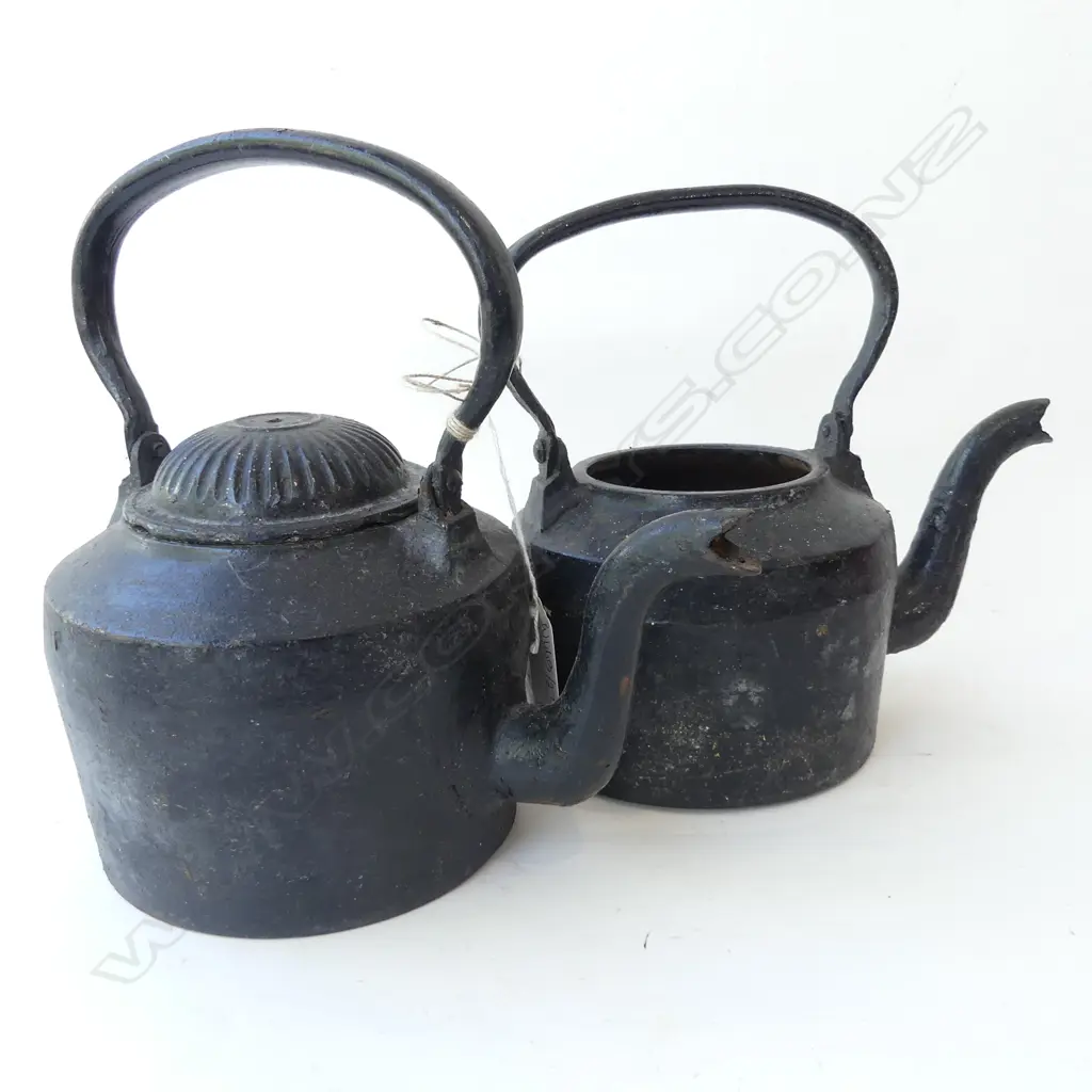 TWO CAST IRON KETTLES Image 1++