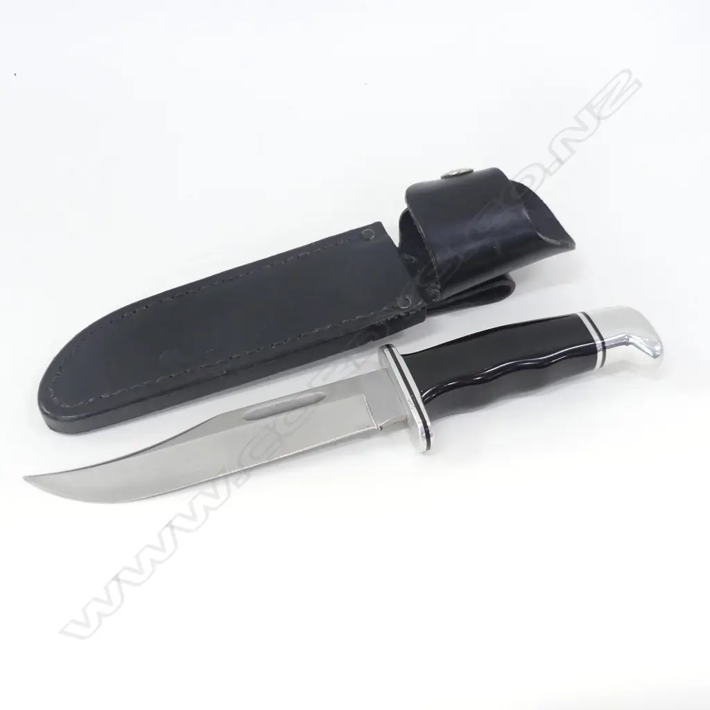 BUCK KNIFE IN LEATHER SCABBARD L.280mm Image 1++