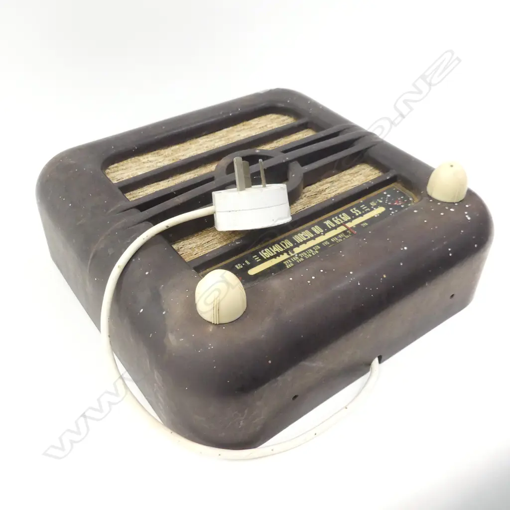 VINTAGE RADIO  W 260MM Image 1++