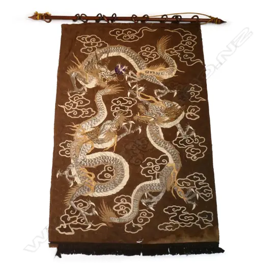 LARGE EMBROIDERED PANEL w. SILVER THREAD DRAGONS ON BROWN GROUND 1680x1090mm