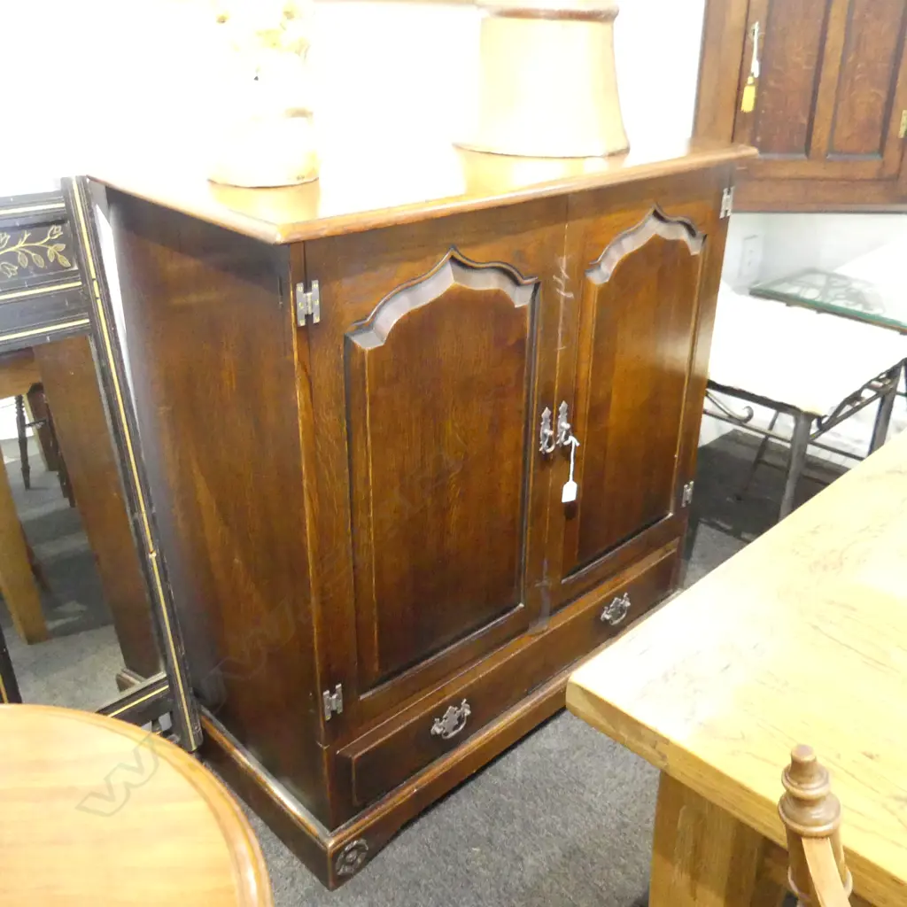 GEORGE III STYLE OAK CABINET 1015x505x1060mm Image 1++