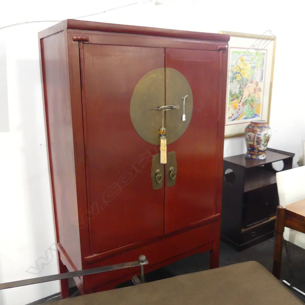 LARGE CHINESE CUPBOARD 1000 x 560 x 1770mm Image 1++