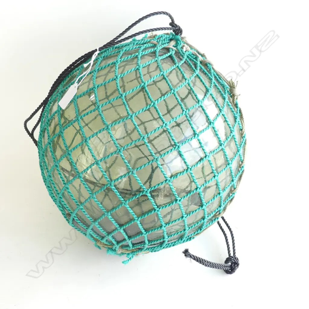 VINTAGE JAPANESE HOKKAIDO GLASS FISHING NET FLOAT D.300mm Image 1++