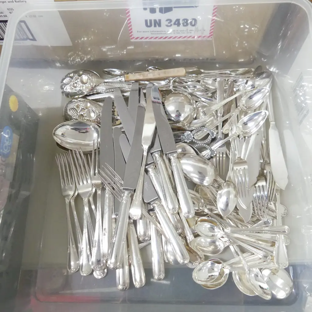 BOX LOT ASST. SILVER PLATE CUTLERY Image 1++