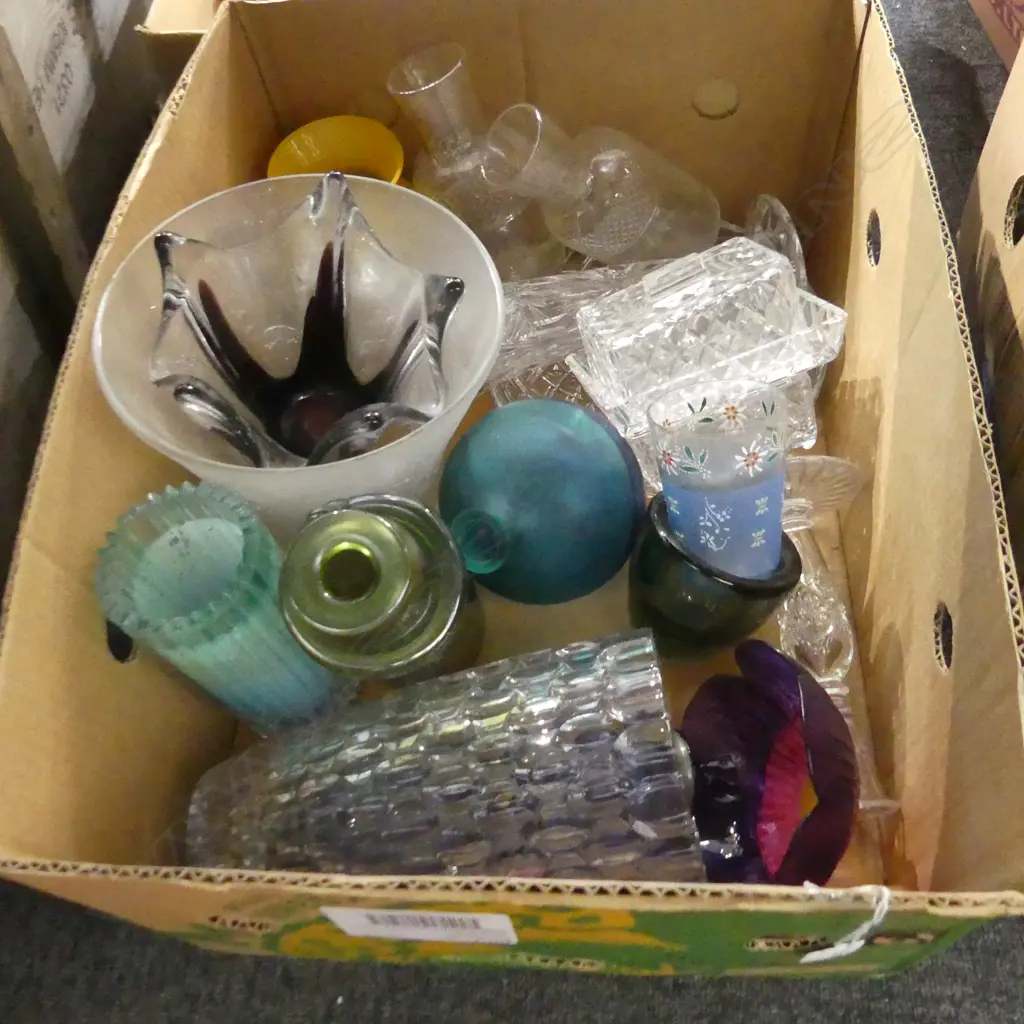 LG BOX ASST GLASS; VASES, PLATE, CRYSTAL JUGS  ETC.. Image 1++