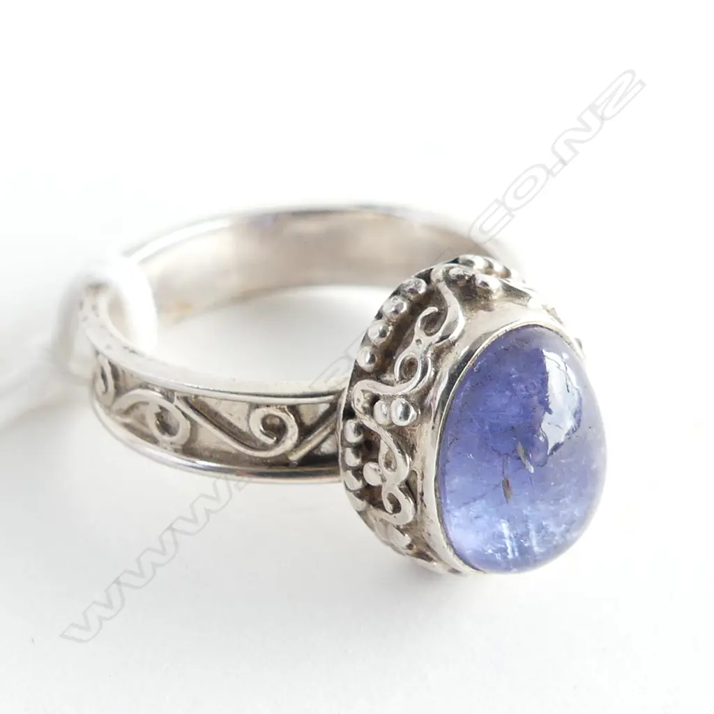 STG SILVER & TANZANITE (?) RING  SIZE P Image 1++