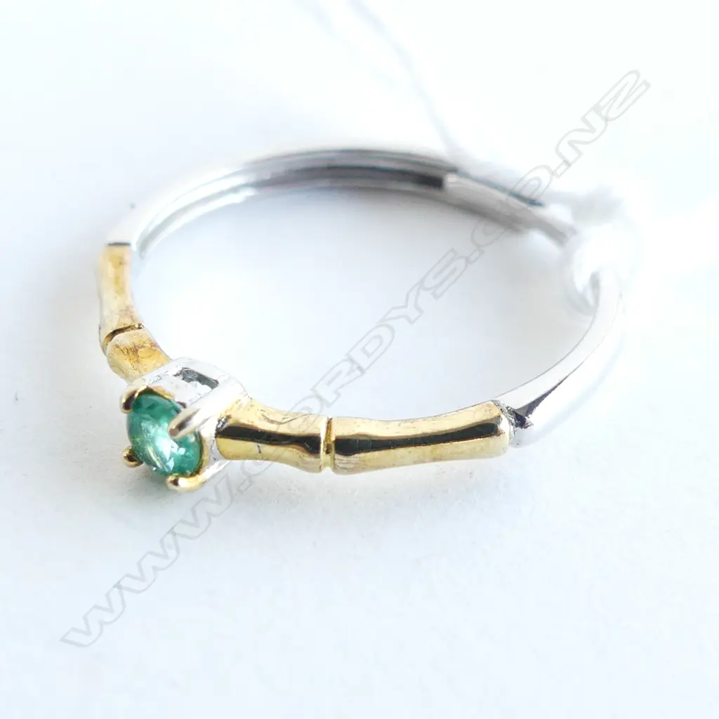 EMERAL  925 SIL  & GOLD PLATE TO TOP RING (ADJUSTABLE SIZE) Image 1++