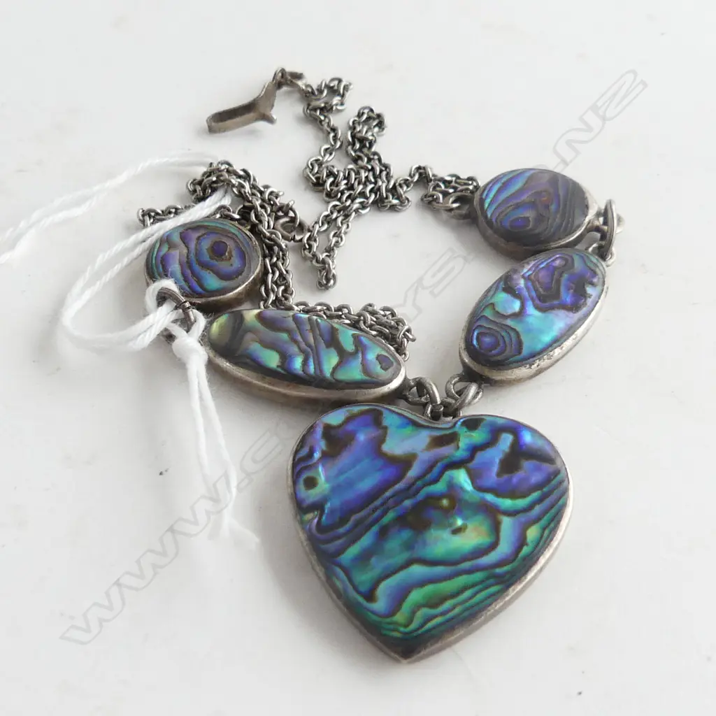 VINTAGE SILVER & PAUA NECKLACE Image 1++