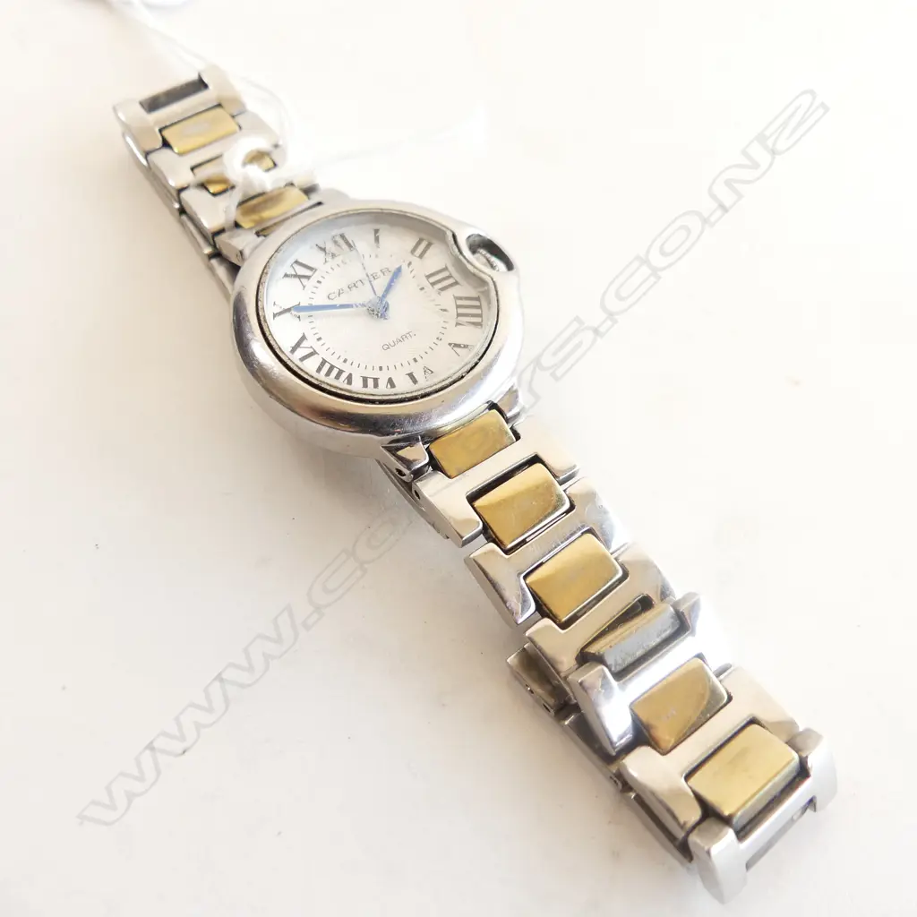 CARTIER LADIES WRISTWATCH STAINLESS STEEL the glass badly scratched Image 1++