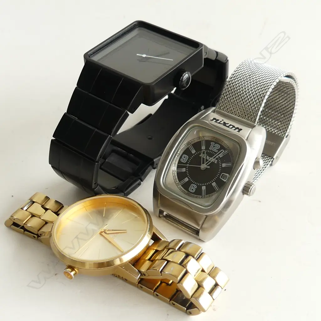 COLLECTION OF 3 ASST NIXON WATCHES (ALL WITH NEW BATTERIES & WORKING) Image 1++