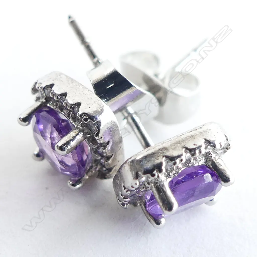 AMETHYST, CRYSTAL & 925 SILVER STUD EARRINGS Image 1++