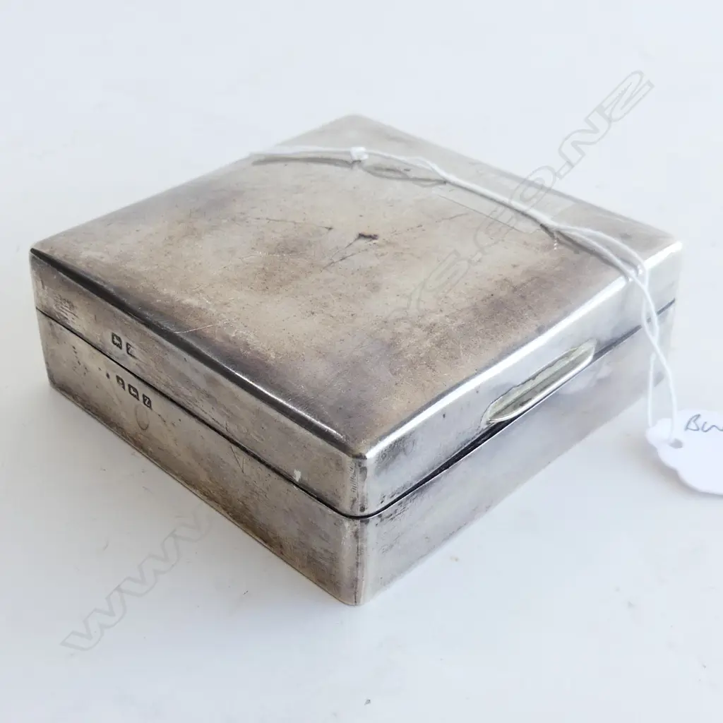 BIRMINGHAM 1924 SILVER CIGARETTE BOX 85 X 85mm Image 1++