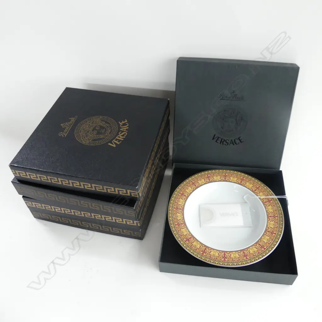 5 BOXED ROSENTHAL VERSACE ‘MEDUSA’  LUNCHEON PLATES, DIA.230mm Image 1++